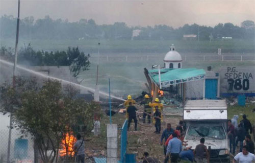 Explosión en una fábrica de fuegos artificiales en México